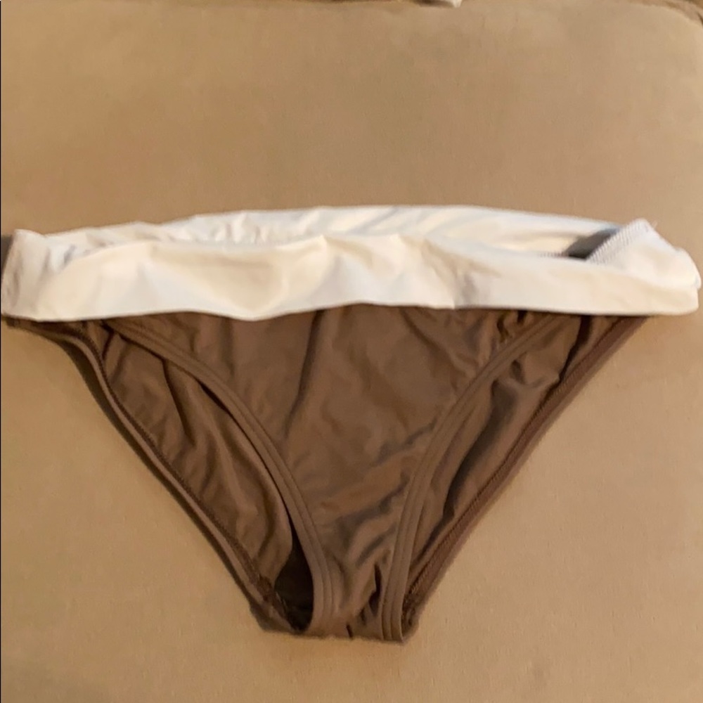 Tommy Bahama Brown swim bottoms size small